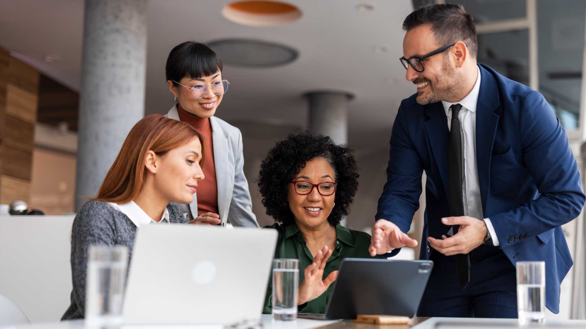 Top Essential Tools for Collaborative Learning in the Workplace